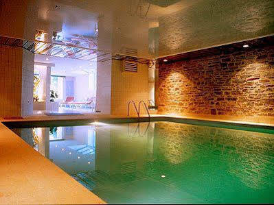 Les Chemins Francis - Modern Hotel Bagnols-les-Bains Exteriör bild